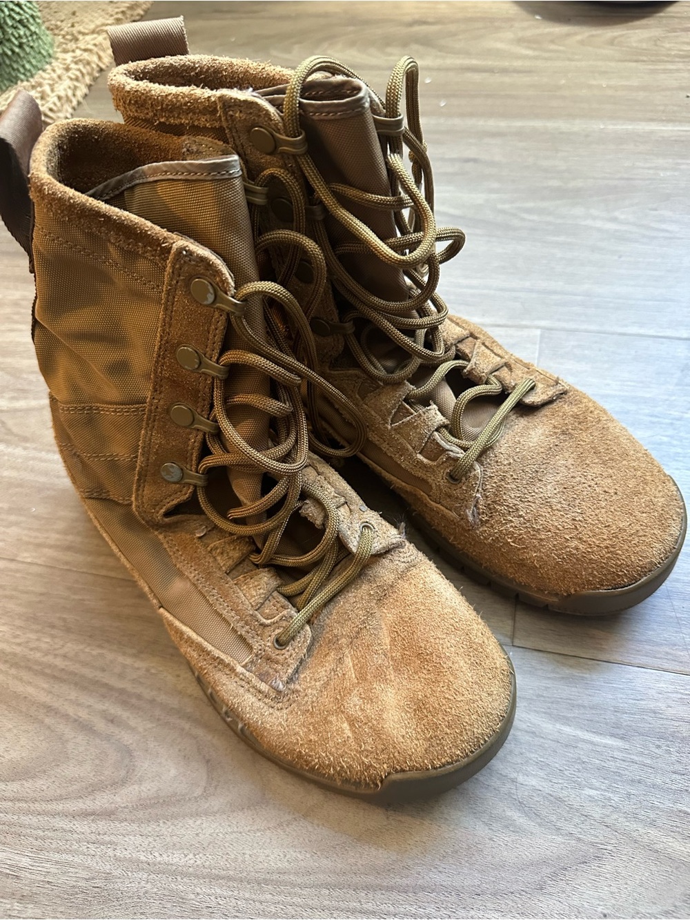 Nike Military Army Combat Boot Brown Unisex Men 4 and Women 6.5